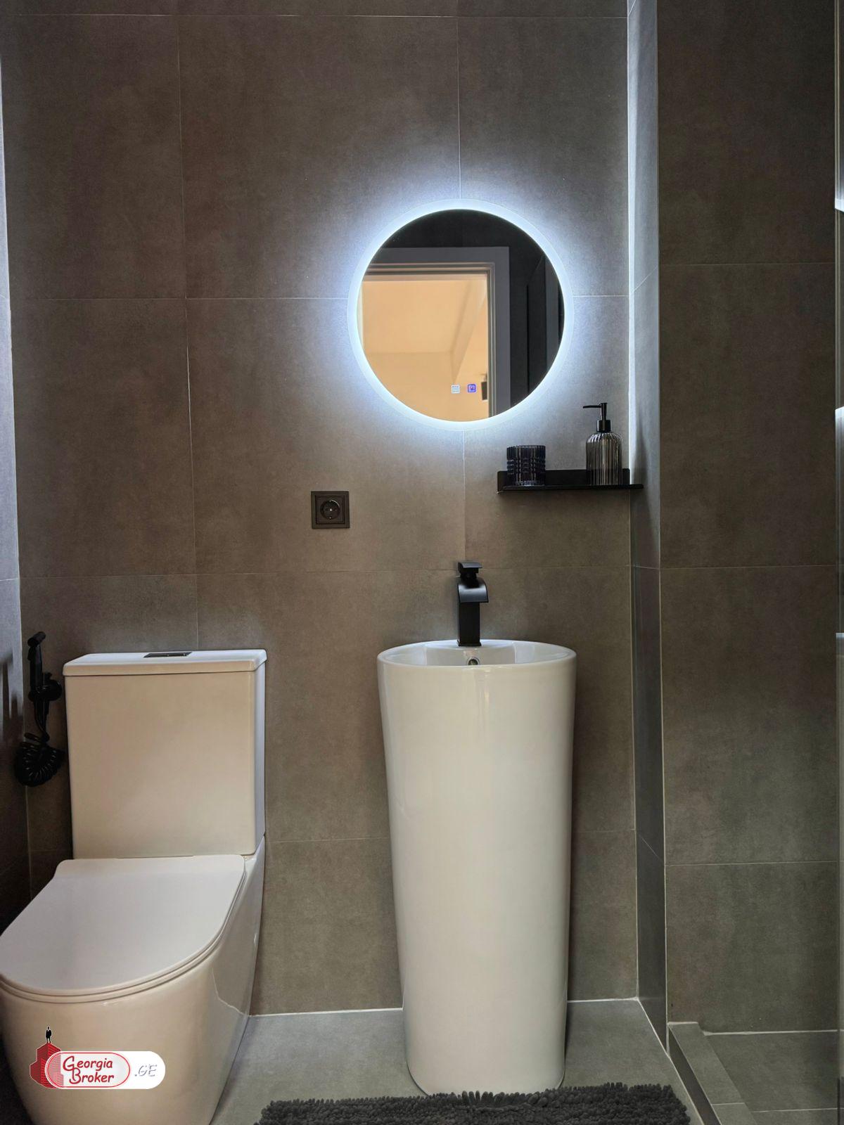 იყიდება ახალი გარემონტებული 2 ოთახიანი ბინა